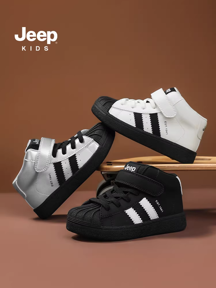 Giày thể thao mùa thu đông trẻ em Jeep, giày chạy bộ đế mềm, giày thể thao cổ cao, giày đen đa năng mới 2025 dành cho bé trai và bé gái