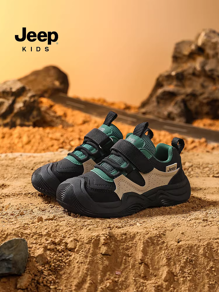 Giày thể thao đế mềm đi bộ đường dài cho bé gái, giày trẻ em chống trơn trượt cho bé trai, giày chạy bộ ngoài trời mới mùa thu 2025