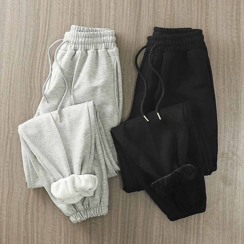 Quần thể thao chắp vá hạng nặng kiểu Mỹ của OMZM dành cho nam, quần jogger dày lót lông cừu mùa đông, quần dài thể thao dáng rộng màu xám