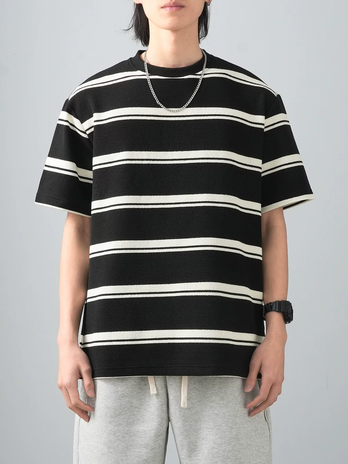 OMZM250G Áo sơ mi nam tay ngắn sọc hạng nặng mùa hè kiểu Mỹ cổ điển cao cấp cổ tròn có tay áo màu tương phản nửa tay