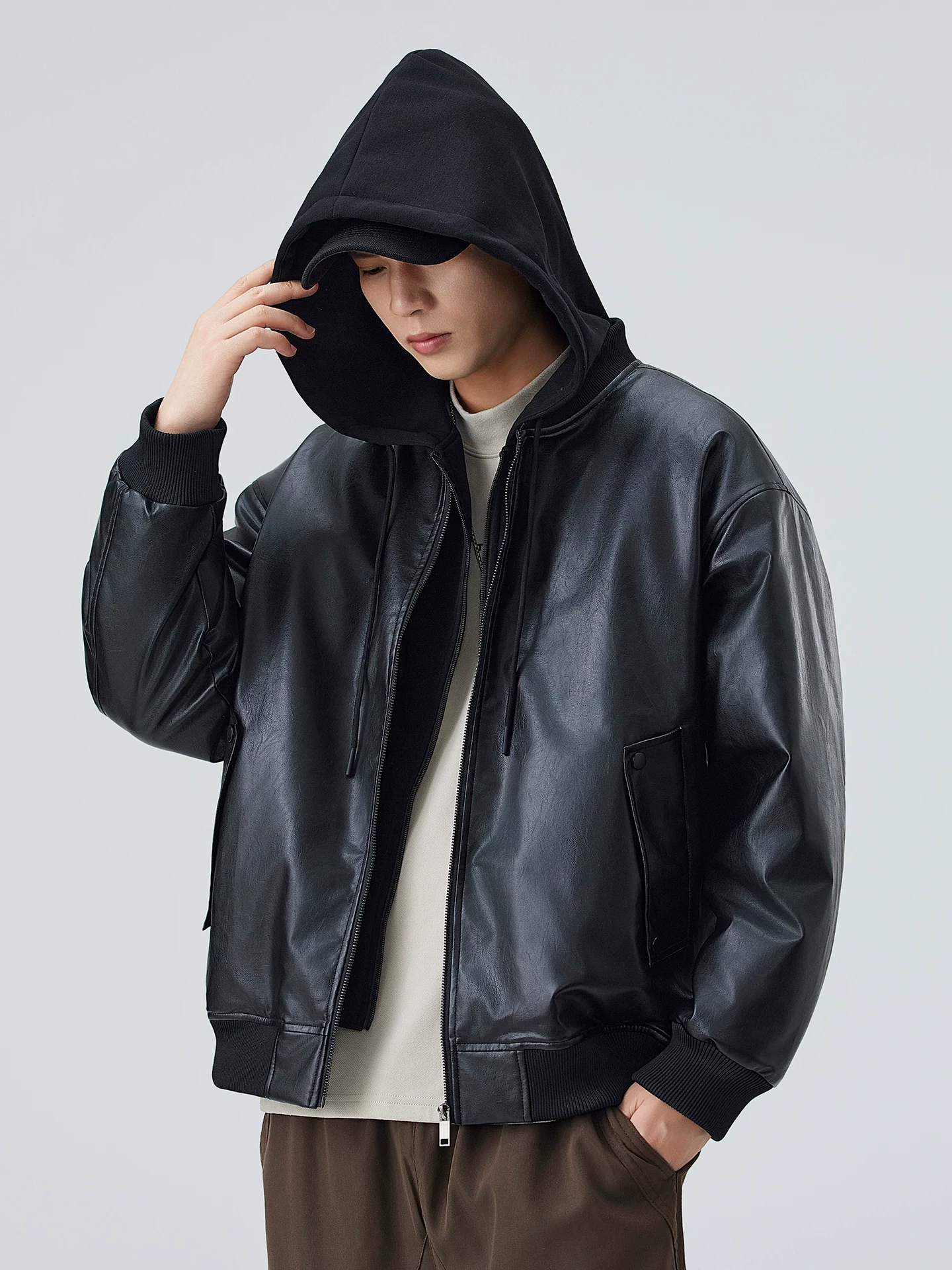 Áo khoác giả hai mảnh mới của OMZM dành cho nam giới, áo khoác dày dặn ấm áp theo phong cách cổ điển mùa đông, áo khoác da có mũ trùm đầu dành cho cặp đôi phong cách biker