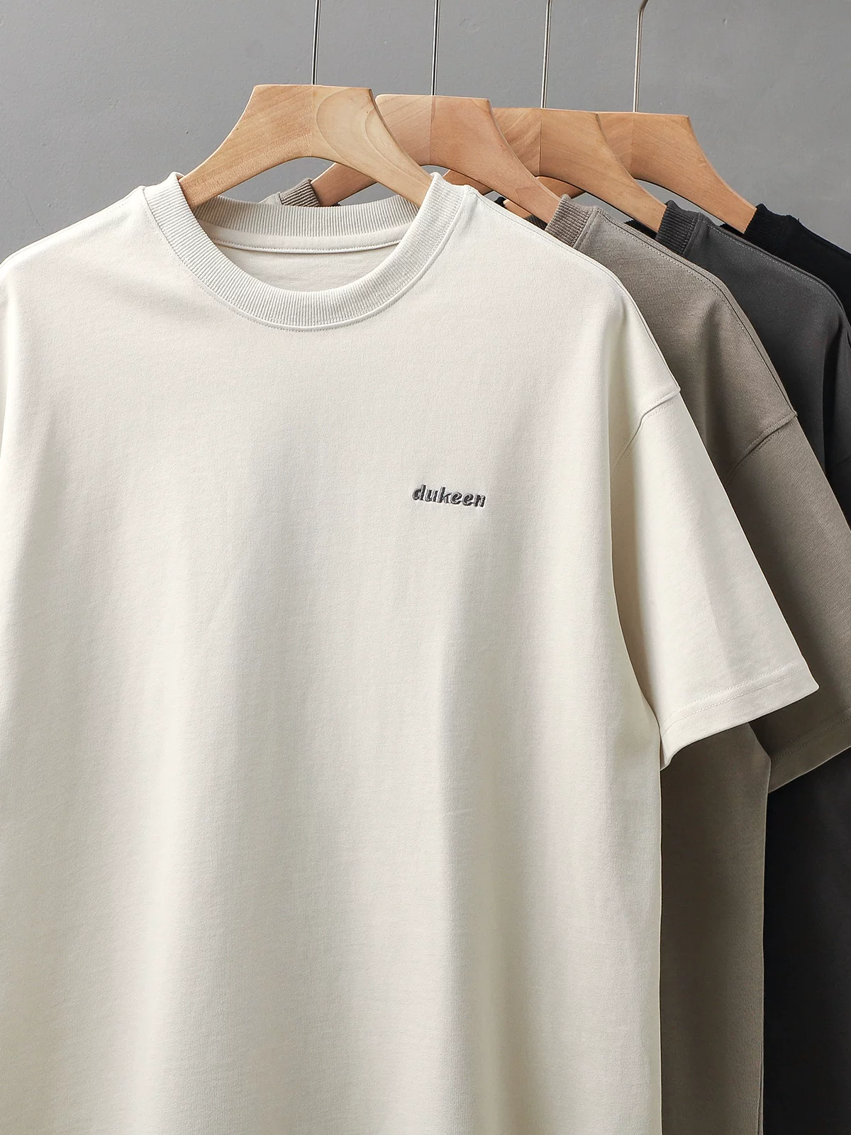 OMZM Áo thun cotton nguyên chất hạng nặng 300G phong cách Mỹ dành cho nam mùa hè ngắn tay hợp thời trang thêu chữ in áo sơ mi nửa tay
