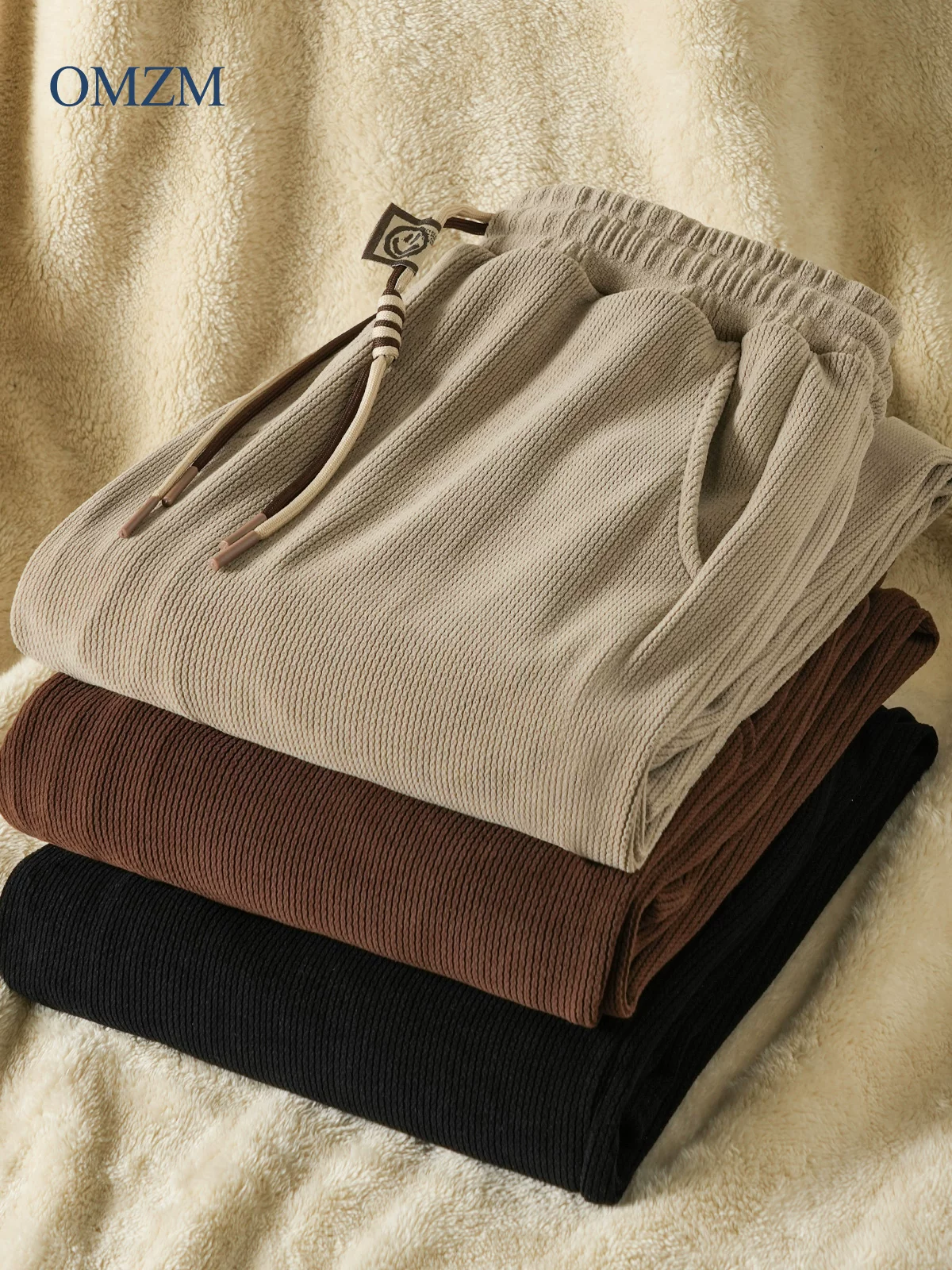 Quần thể thao ống đứng OMZM chenille dành cho nam, mùa thu đông 2023 quần thể thao dáng rộng mới có lông cừu, quần dài dáng suông thông thường