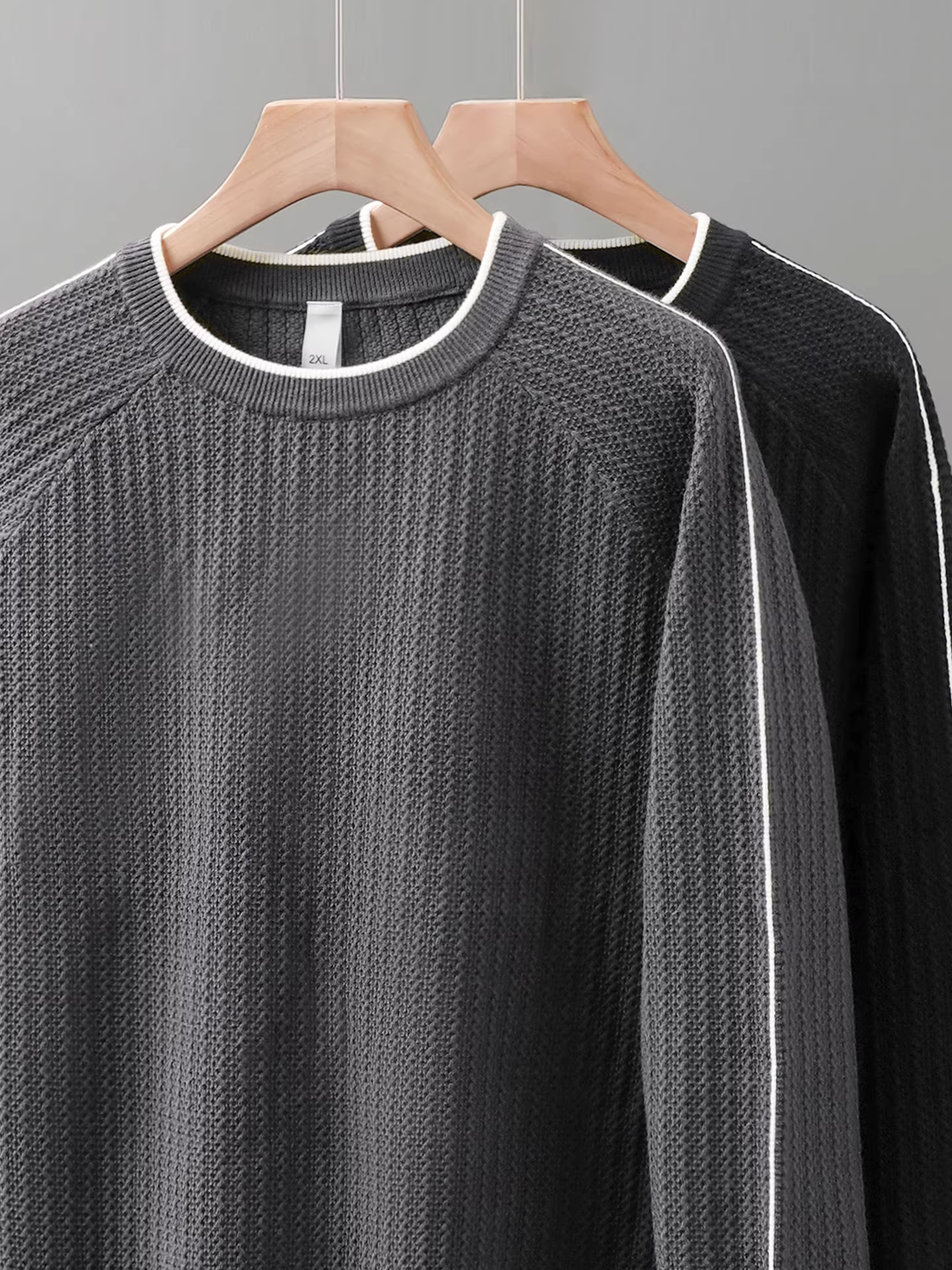 Áo len cổ tròn phối màu OMZM dành cho nam, mùa thu đông, lớp bên trong có kết cấu cao cấp, chất liệu dệt kim dày dặn và ấm áp.