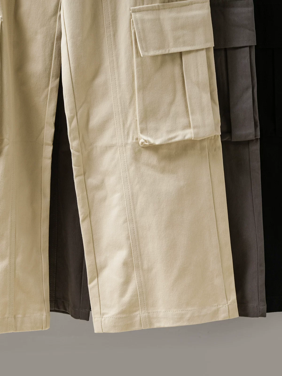 Quần cargo cotton dày dặn kiểu Mỹ OMZM dành cho nam, quần thường ngày có túi chắp vá mùa hè, quần dài màu trơn rộng rãi, hợp thời trang.