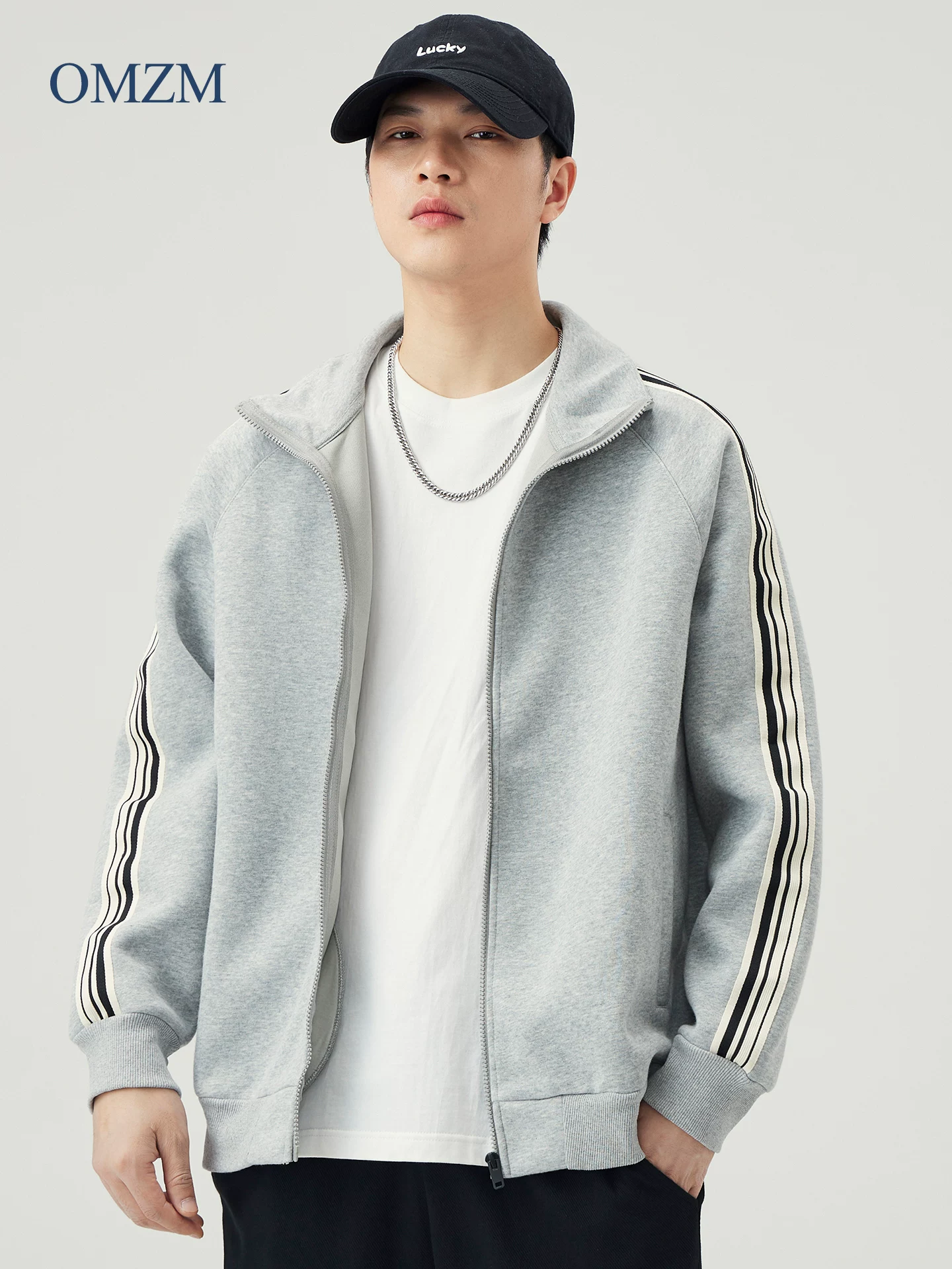 Áo len cardigan cổ đứng hạng nặng OMZM420G dành cho nam, áo khoác thể thao ba sọc mùa thu có khóa kéo