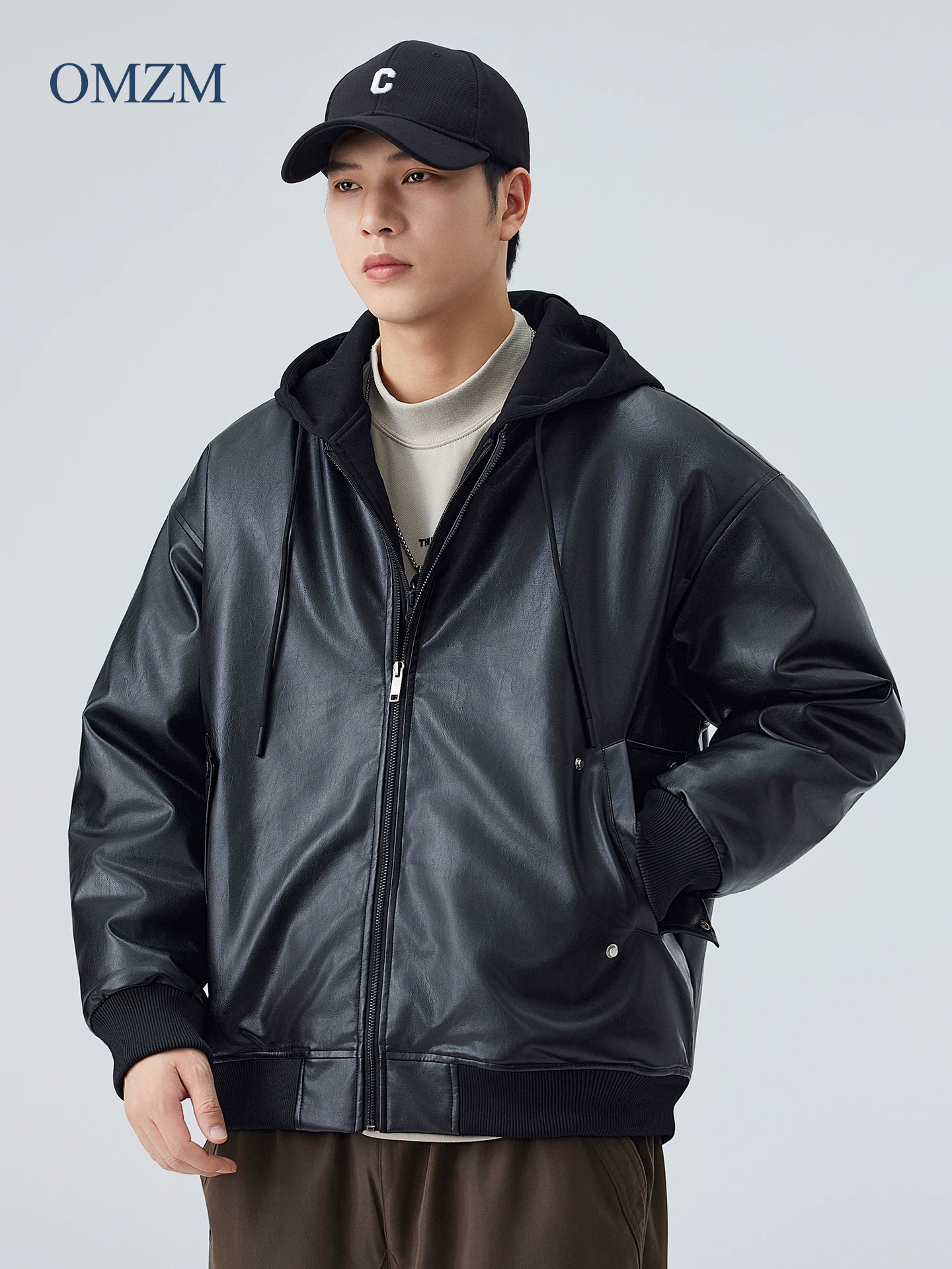 Áo khoác giả hai mảnh mới của OMZM dành cho nam giới, áo khoác dày dặn ấm áp theo phong cách cổ điển mùa đông, áo khoác da có mũ trùm đầu dành cho cặp đôi phong cách biker