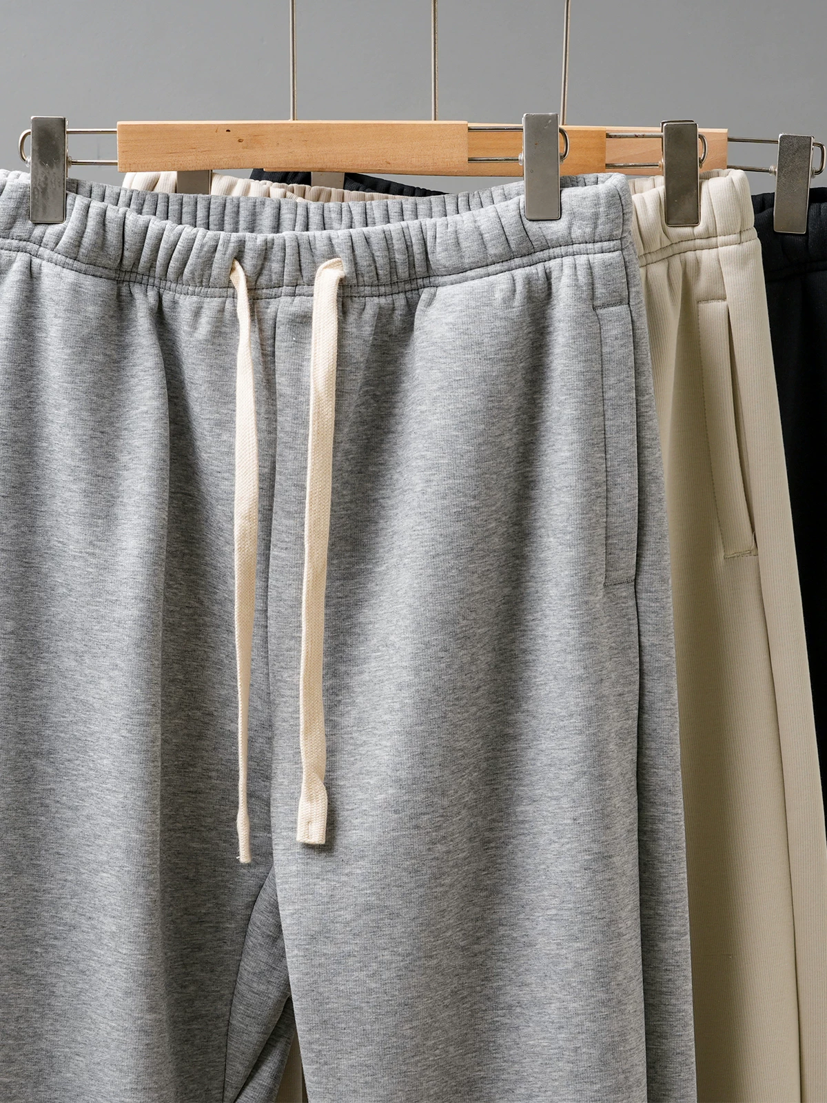 Quần jogger nam OMZM lót lông cừu dày dặn mùa thu đông 2024, chất liệu lông cừu giữ ấm, quần thể thao nặng 500G, quần thường ngày