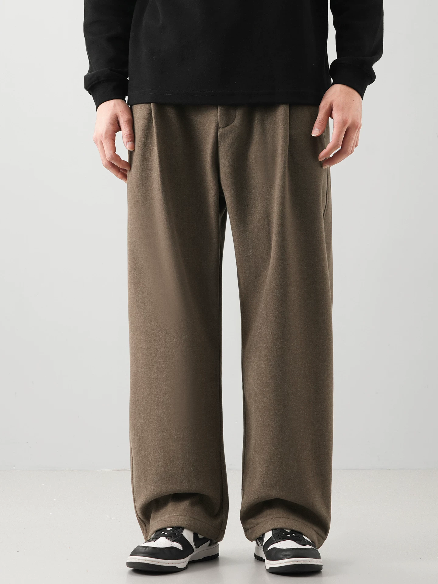 Quần len hạng nặng OMZM500G dành cho nam, lót lông cừu mùa đông, dày dặn, ấm áp, kiểu dáng quần thường ngày cao cấp với thiết kế dáng thẳng.