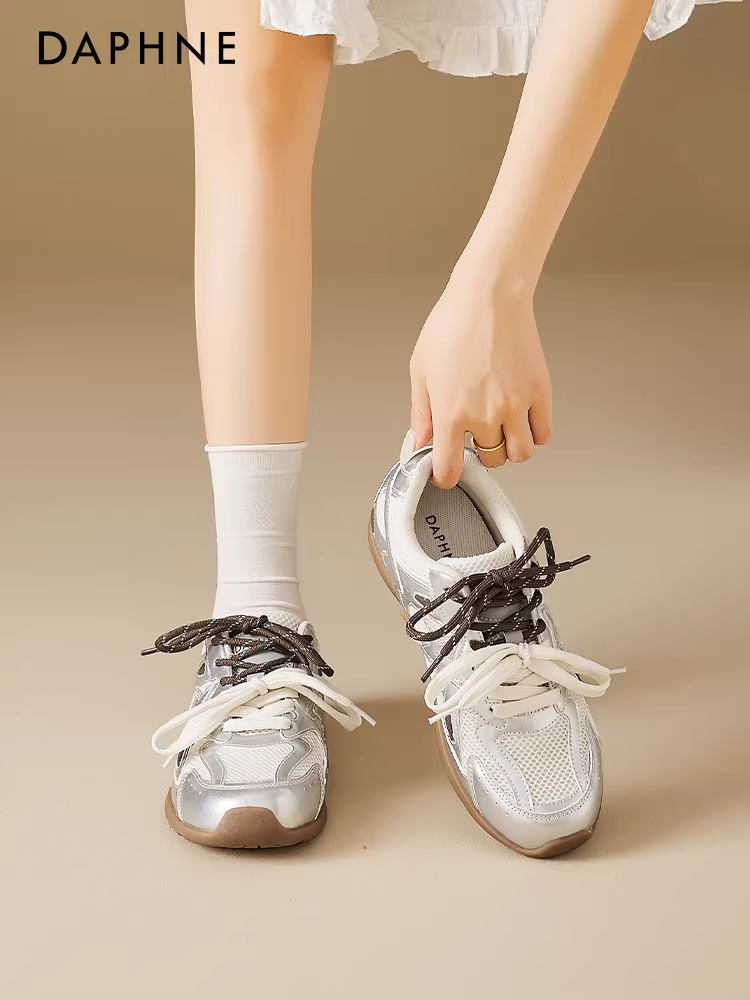 Giày tập múa ba lê Daphne bạc dành cho nữ, kiểu mới mùa thu 2025, giày thể thao tăng chiều cao đế dày màu trắng
