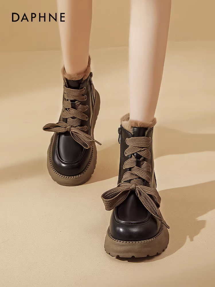 Giày bốt tuyết Daphne dành cho nữ 2025, giày mùa thu đông mới, lót lông cừu, kiểu Martin, giày nữ chống trơn, giày cotton đế dày, bốt ngắn
