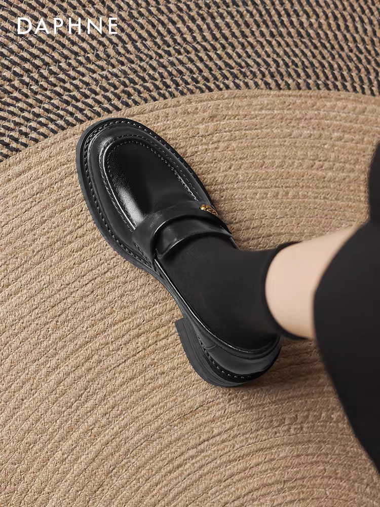 Giày lười cao gót Daphne dành cho nữ 2025 kiểu Anh mới, giày da hoa trà, giày nữ đế thô màu đen, giày đơn