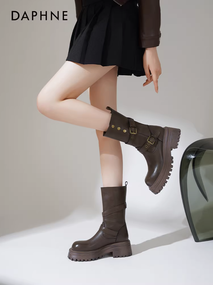 Giày bốt ngắn màu nâu Daphne dành cho nữ 2025, mẫu mới mùa thu, kiểu Melard, đế dày, tăng chiều cao, có khóa thắt lưng, kiểu Martin.