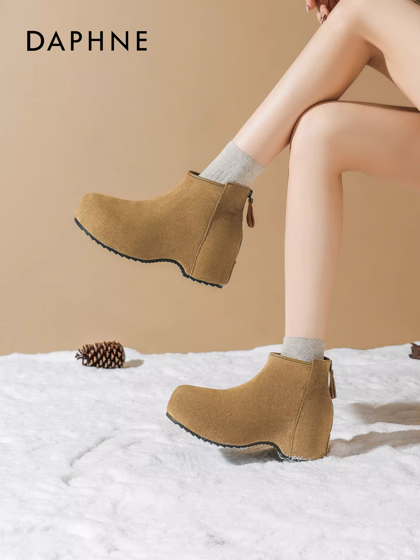 Giày bốt đế cao Daphne dành cho nữ, giày Birkenstock cổ điển lót lông mùa đông, kiểu dáng mới 2025 dành cho phụ nữ nhỏ nhắn.