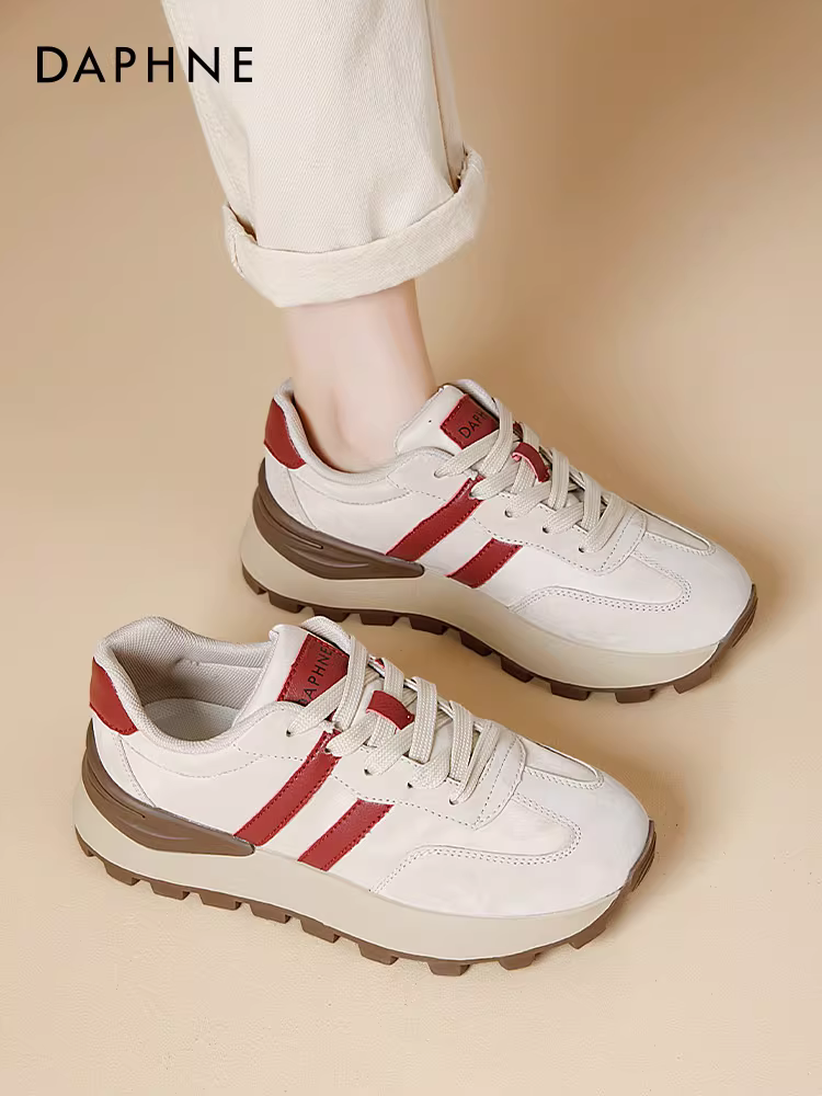 Giày tập Daphne dành cho nữ, đế dày, giày chạy bộ thời trang xuân 2025, giày bố thời thượng với thiết kế eo thon.
