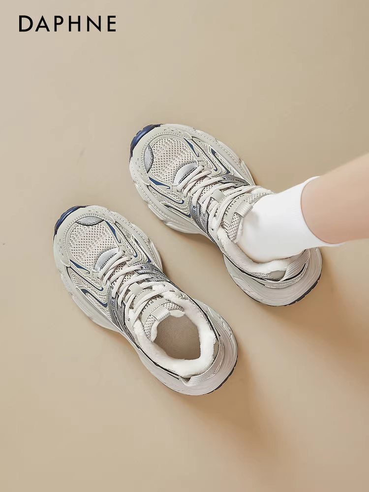 Giày bố đế dày Daphne dành cho nữ 2025, giày mùa đông mới lót lông cừu giữ ấm, giày cotton thể thao thường ngày, ủng tuyết