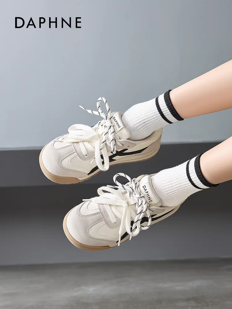 Giày tập Daphne dành cho nữ, mẫu xuân mới 2026, tăng chiều cao, rất phong cách, giày thể thao múa ba lê thông thường, đa năng.