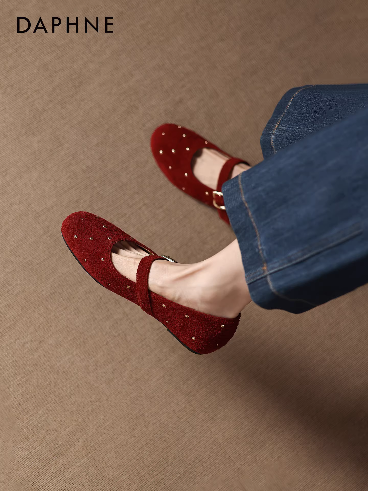 Giày bệt Daphne màu đỏ 2025 kiểu Mary Jane mới dành cho nữ, đế mềm, thoải mái, kiểu dáng ballet đẹp mắt cho mùa thu