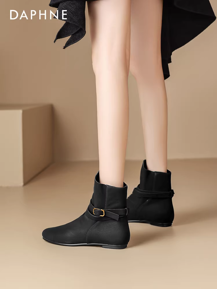 Giày bốt ngắn Daphne dành cho nữ, giày bốt Birkenstock, giày bốt đế bằng mỏng kiểu mới phổ biến năm 2025, giày bốt nữ cổ điển xếp tầng mùa thu đông.