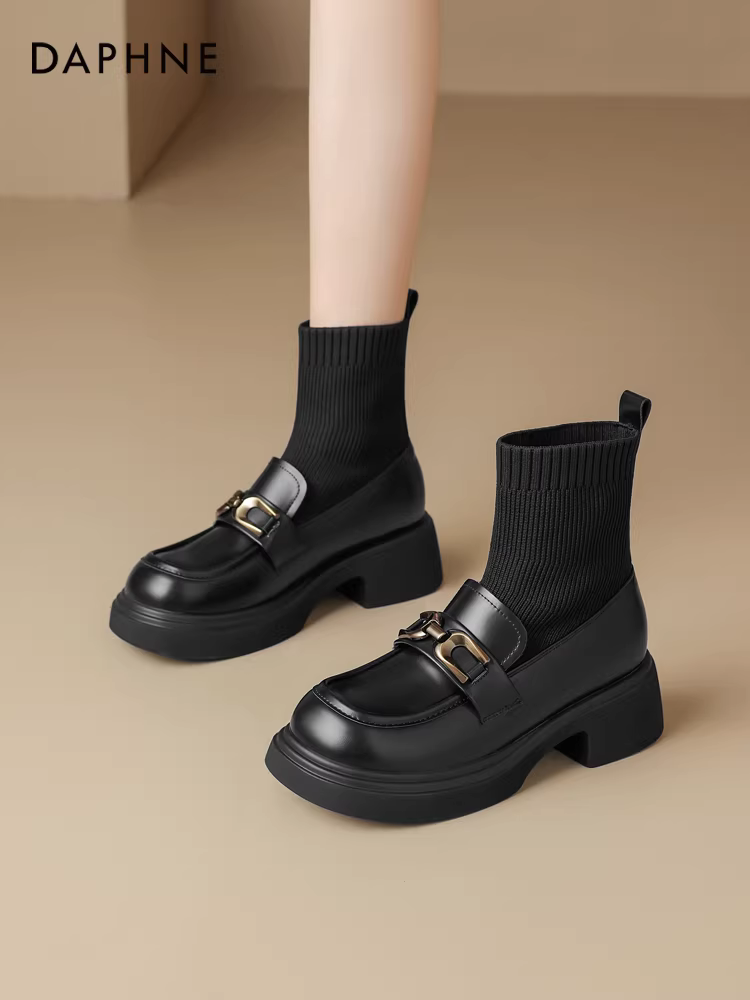 Giày bốt đế dày Daphne dành cho nữ 2025, bốt cổ ngắn, bốt kiểu tất, giày da nhỏ, giày lười, bốt mùa đông lót lông, bốt Martin nữ