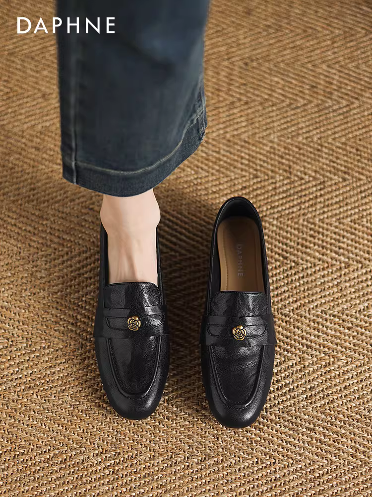Giày lười đế mềm Daphne dành cho nữ, kiểu mới thu đông 2025, giày da phong cách Anh quốc thoải mái, giày bệt đi làm.