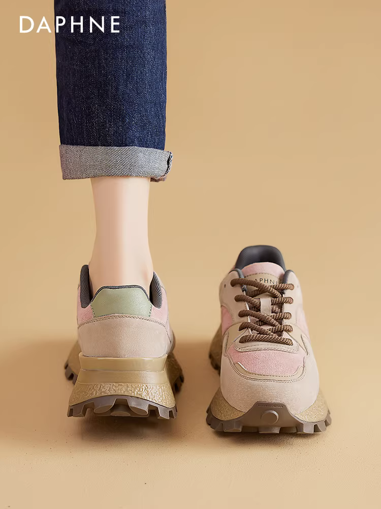 Giày bố đế dày Daphne dành cho nữ 2025, kiểu dáng mới thời thượng, đa năng, giày thể thao nhẹ, giày đi bộ đường dài, giày thường ngày