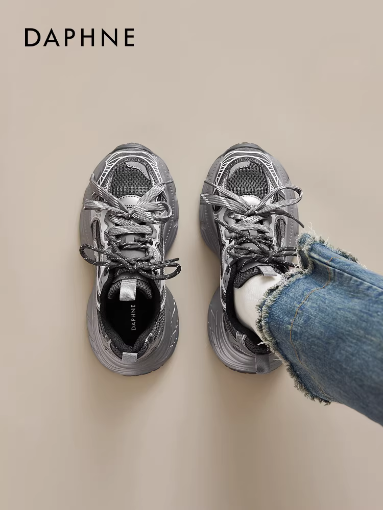 Giày thể thao nữ Daphne Anclark màu đỏ, kiểu mới thu đông 2025, dây giày đôi, đế dày đa năng, tăng chiều cao.