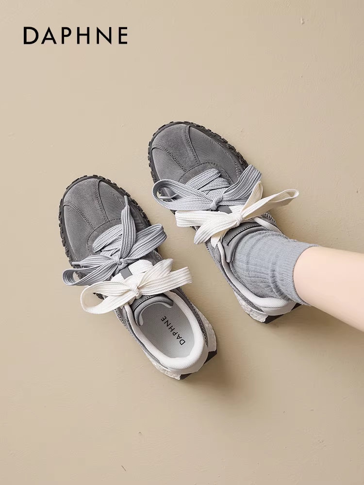 Giày tập múa ba lê màu xám Daphne dành cho nữ, giày đế dày mùa hè, kiểu mới 2025, giày thường ngày cổ điển phối cùng váy.