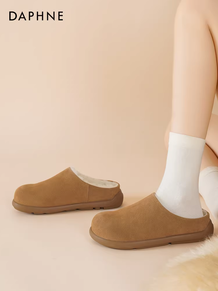 Giày nửa dép Daphne Birkenstock dành cho nữ, kiểu mới thu đông 2025, lót lông cừu, mũi kín, chất liệu cotton, kiểu lười, giữ ấm, lông mềm mại.