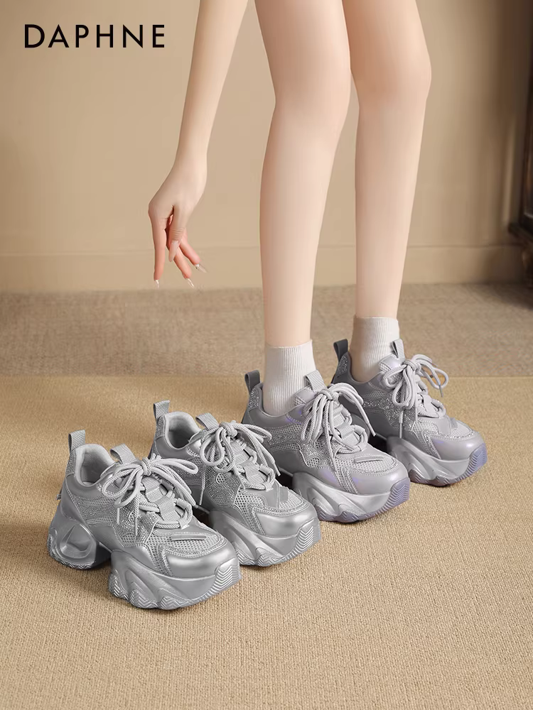 Giày thể thao nữ Daphne màu tím, kiểu dáng mới 2025, đế dày, tăng chiều cao, đa năng, phong cách thường ngày
