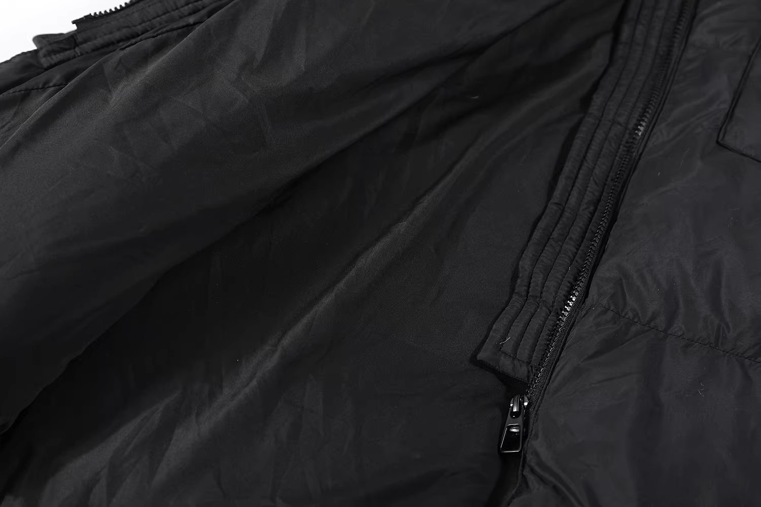 Áo khoác có mũ trùm đầu dài vừa phải kiểu Pháp dành cho nữ, áo khoác cotton dáng rộng phong cách lười biếng cao cấp mùa đông