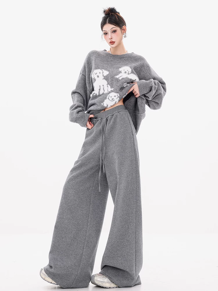Tin tức thời trang ABWEAR - Quần ống rộng lưng thun màu xám thu đông dành cho nữ 2025 Quần thể thao mềm mại mới