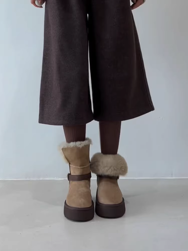 Phiên bản da bò~ Giày bốt đi tuyết đế dày phong cách dành cho nữ, phối màu cổ điển với khóa thắt lưng, lót lông dày, giày bốt cotton lót lông hai lớp.