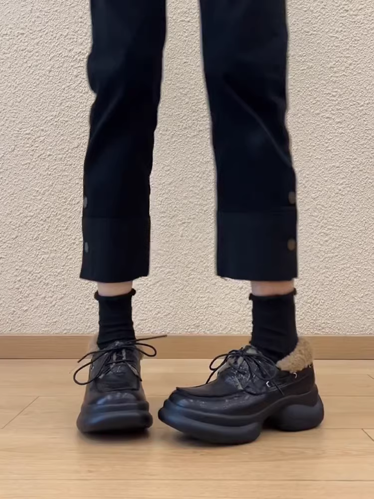 Phiên bản da cừu ~ Giày lười da thật cỡ nhỏ dành cho nữ, kiểu buộc dây kiểu Pháp, đế dày, giày da nhỏ đa năng, lót lông cừu để giữ ấm.