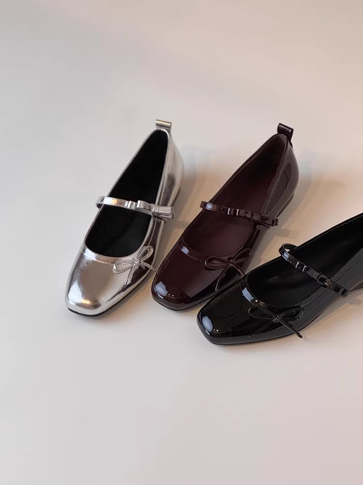 Phiên bản da cừu ~ Giày Mary Jane mũi vuông kiểu Pháp thanh lịch có khóa, giày nữ đế thấp miệng nông có nơ, phong cách ngọt ngào.