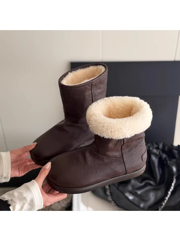 Phiên bản da bò ~ Giày bốt cotton cổ điển thời trang màu đen dành cho nữ, lông cừu dày, ấm áp, thích hợp để mặc ngoài trời ở vùng Đông Bắc, giày đi tuyết thanh lịch cao cấp