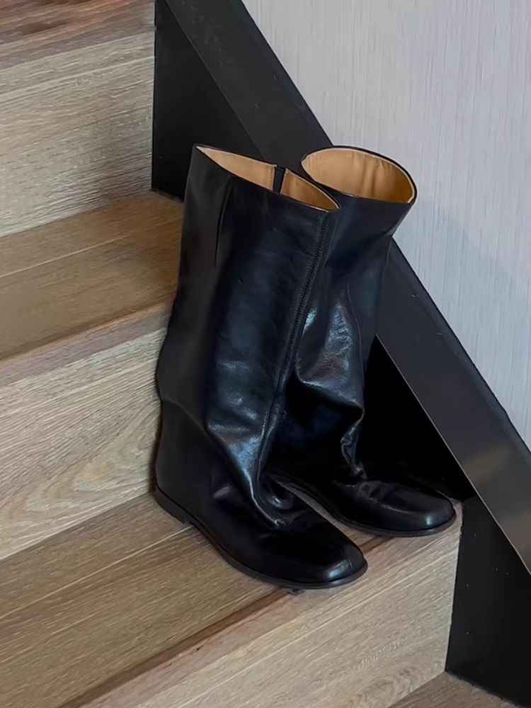 Phiên bản da cừu ~ Giày bốt đế bằng mũi vuông thiết kế đơn giản dành cho nữ, ống rộng, tôn dáng, giày bốt da thật đế bằng