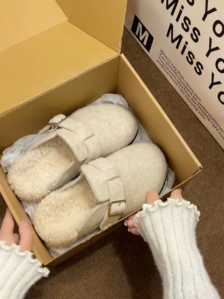 Phiên bản da cừu ~ Giày lười Birkenstock chất liệu mờ, đa năng khi đi ngoài trời, giày mùa đông đơn giản, ấm áp với lớp lót lông mềm và mũi kín dành cho nữ.