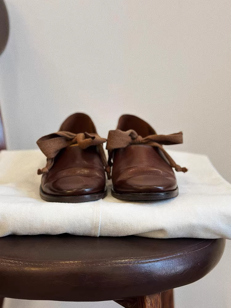 Phiên bản da cừu ~ Giày lười da thật kiểu dáng nghệ thuật, thiết kế khoét sâu dành cho nữ, có nơ, kiểu lười, gót thấp, đa năng, phong cách retro