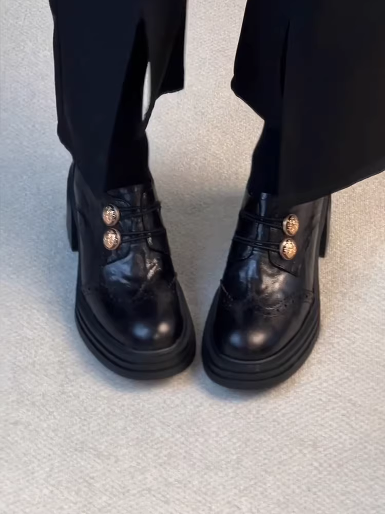 Phiên bản da cừu ~ Giày lười có khóa kim loại có khóa sâu dành cho nữ, mũi tròn, giày da đế dày đế dày chống thấm nước