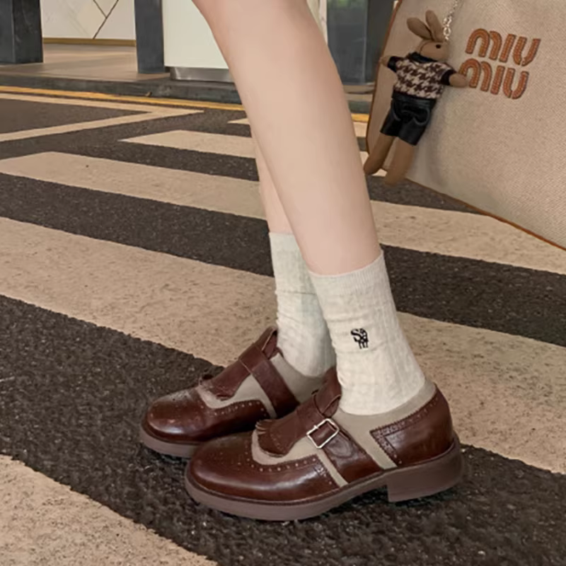 Da đã giặt~Giày da chạm khắc tua rua phong cách Anh quốc dành cho nữ, giày da nhỏ kiểu cổ điển, giày đế dày, giày đơn