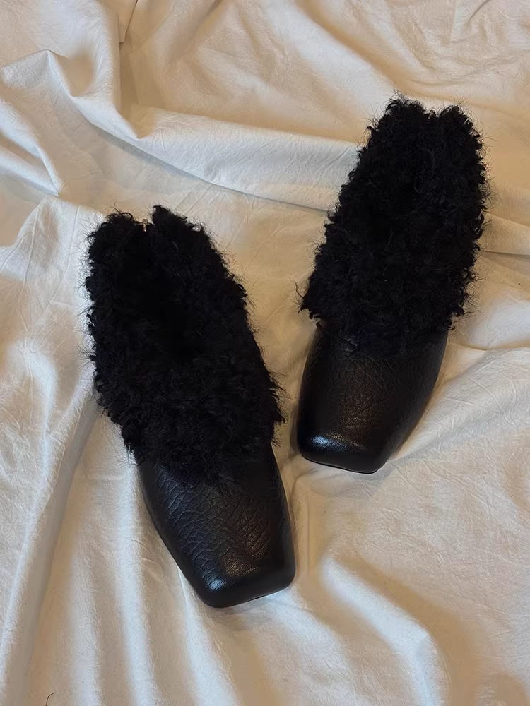 Phiên bản da cừu ~ Giày mũi vuông kiểu múa ba lê thời trang mùa đông dành cho nữ với độ tăng chiều cao ẩn, lớp lót lông mềm mại để giữ ấm, khóa kéo phía sau, giày cotton kiểu lười.