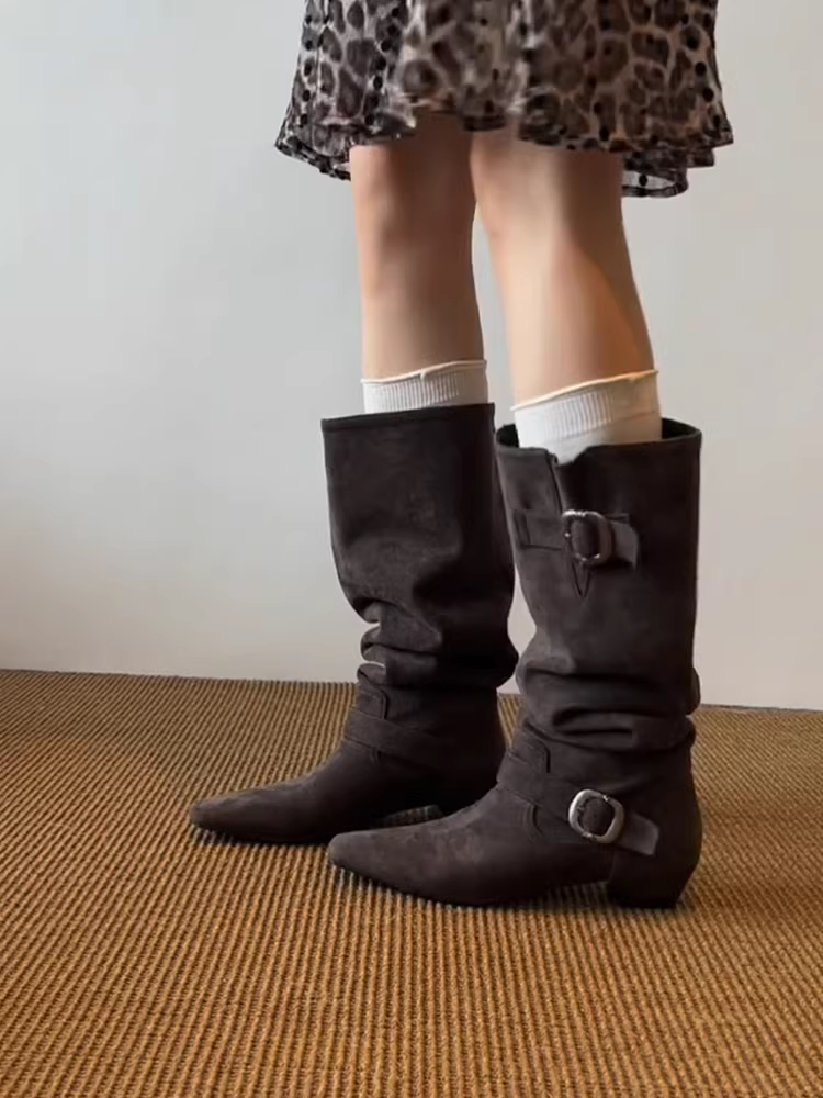 Phiên bản da bò ~ Giày bốt da mờ gót dày cao cấp dành cho nữ có khóa thắt lưng, che phủ phần da, mũi vuông, kiểu giày hiệp sĩ cổ điển