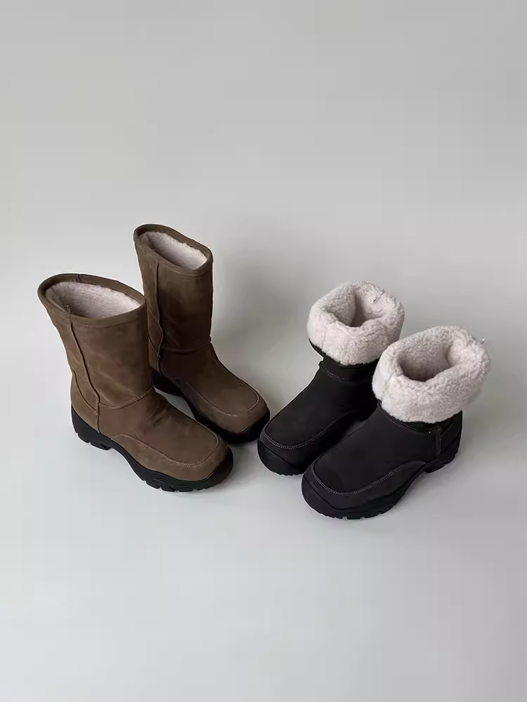 Phiên bản da bò ~ Giày bốt đi tuyết đế dày bằng da mờ cổ điển dành cho phụ nữ nhỏ nhắn, giày bốt cotton ấm áp có lót lông cừu đơn giản giúp giảm béo