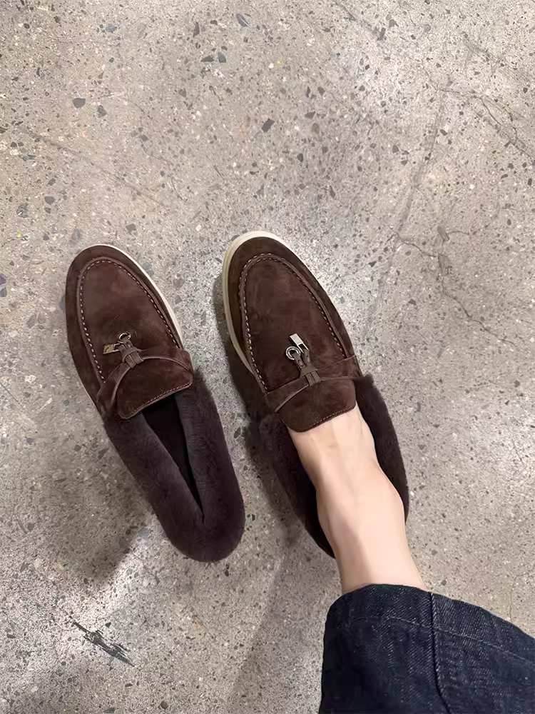 Giày lười nữ da cừu kiểu Anh cổ điển màu nâu, thời trang, có tua rua và khóa kim loại, đế bằng
