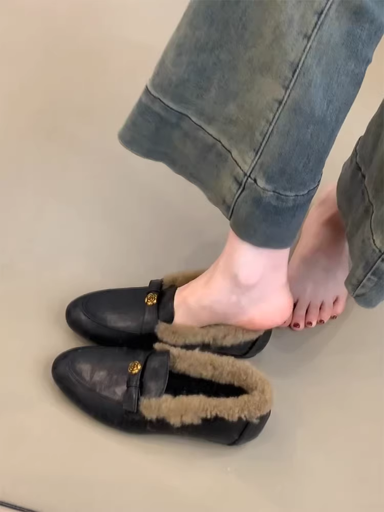 Phiên bản da cừu ~ giày lười mùa thu đông kiểu retro dành cho nữ, giày lười lông thú, giày da thật có lót trong hoa trà tăng chiều cao, giày da nhỏ