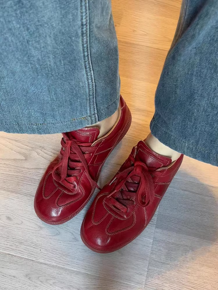 Phiên bản da cừu ~ Giày tập luyện Đức đế mềm bằng da thật phong cách cổ điển dành cho nữ, giày thể thao thông thường có dây buộc màu đỏ cắt sâu có dây buộc