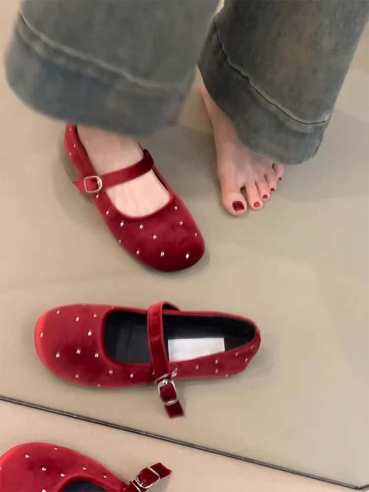 Phiên bản da cừu ~ Giày múa ba lê kiểu Pháp màu đỏ nhung cổ điển có chấm bi, giày Mary Jane mũi tròn nông