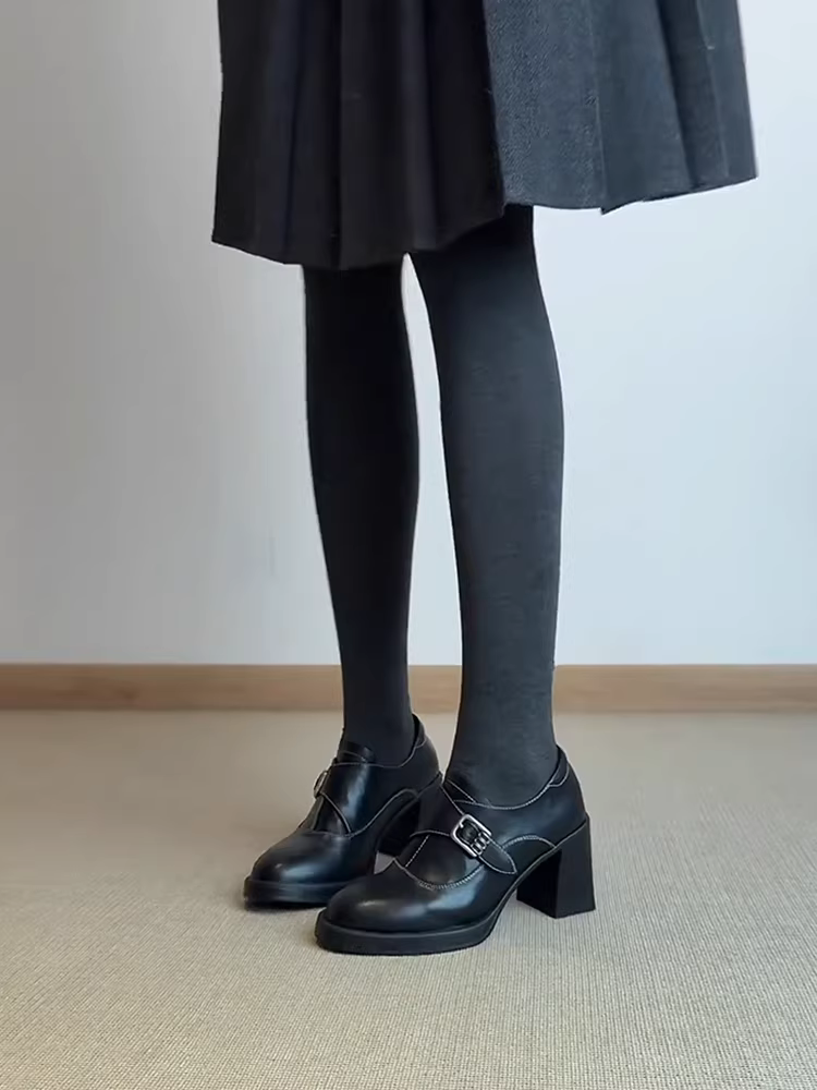 Phiên bản da cừu ~ Giày lười đế dày kiểu Anh cổ điển dành cho nữ, giày da nhỏ mũi tròn kiểu slip-on, giày da nhỏ màu đen.