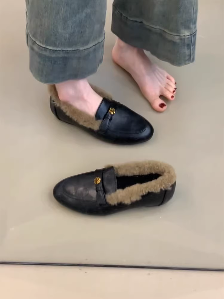 Phiên bản da cừu ~ giày lười mùa thu đông kiểu retro dành cho nữ, giày lười lông thú, giày da thật có lót trong hoa trà tăng chiều cao, giày da nhỏ
